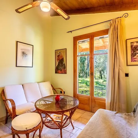 Semesterbostad Coryfo Perama (Corfu)